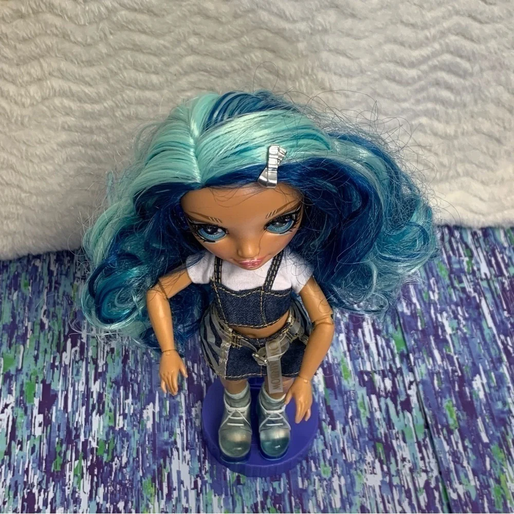 MGA Entertainment rainbow high
